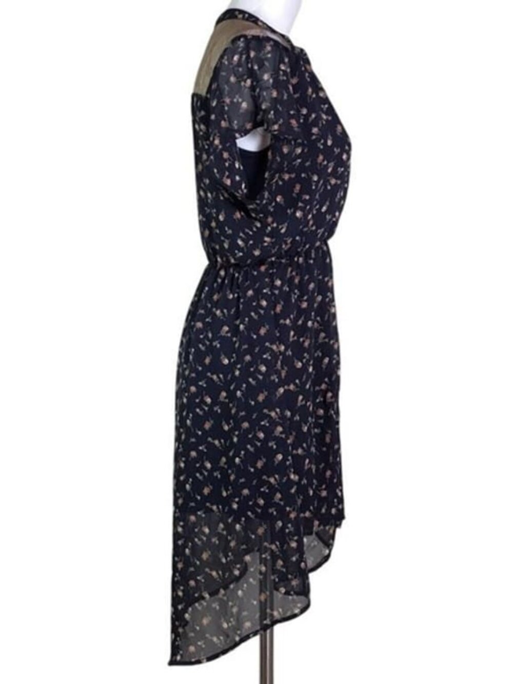 BLUE FLORAL SHORT SLEEVE